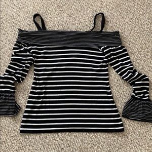 Black and white off the shoulder top!